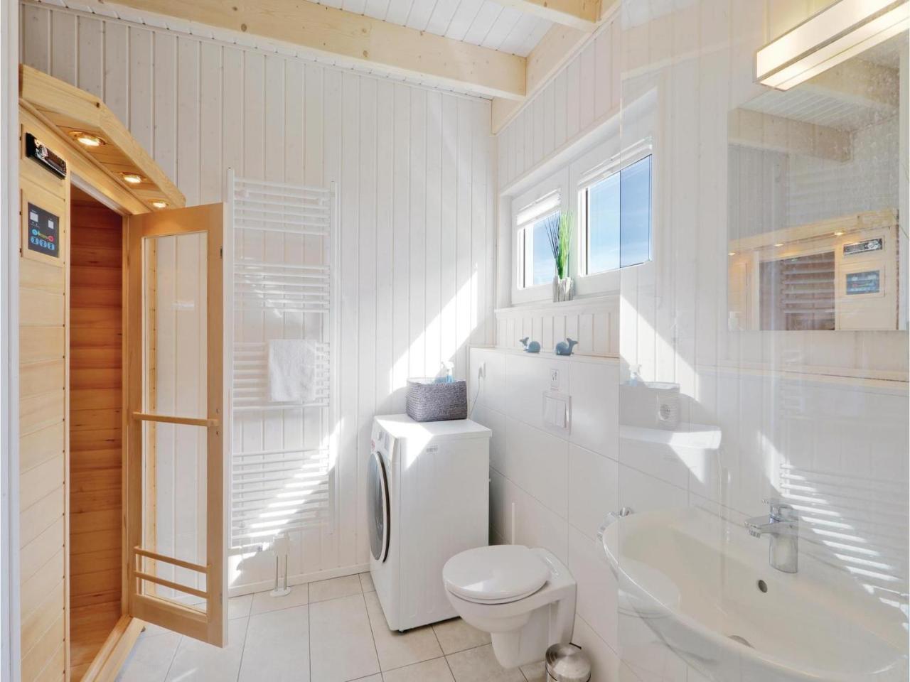 Stunning Home In Ostseeresort Olpenitz With Sauna Exterior foto